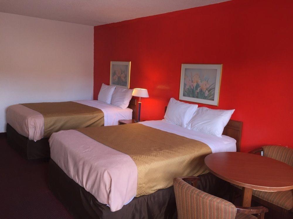 Econo Lodge North Норт-Форт-Маєрс Екстер'єр фото