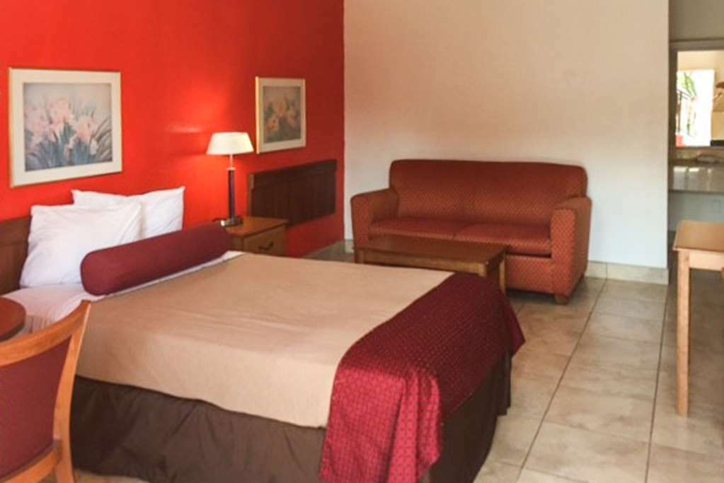 Econo Lodge North Норт-Форт-Маєрс Номер фото